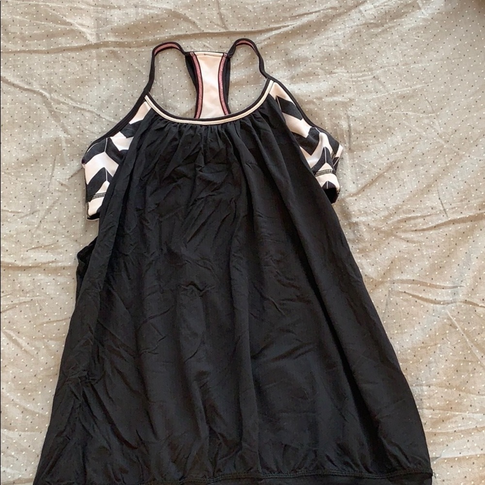 Lululemon tank
